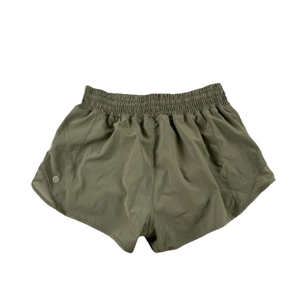 Lululemon Hotty Hot High-Rise Lined Short 2.5” inseam Size 6